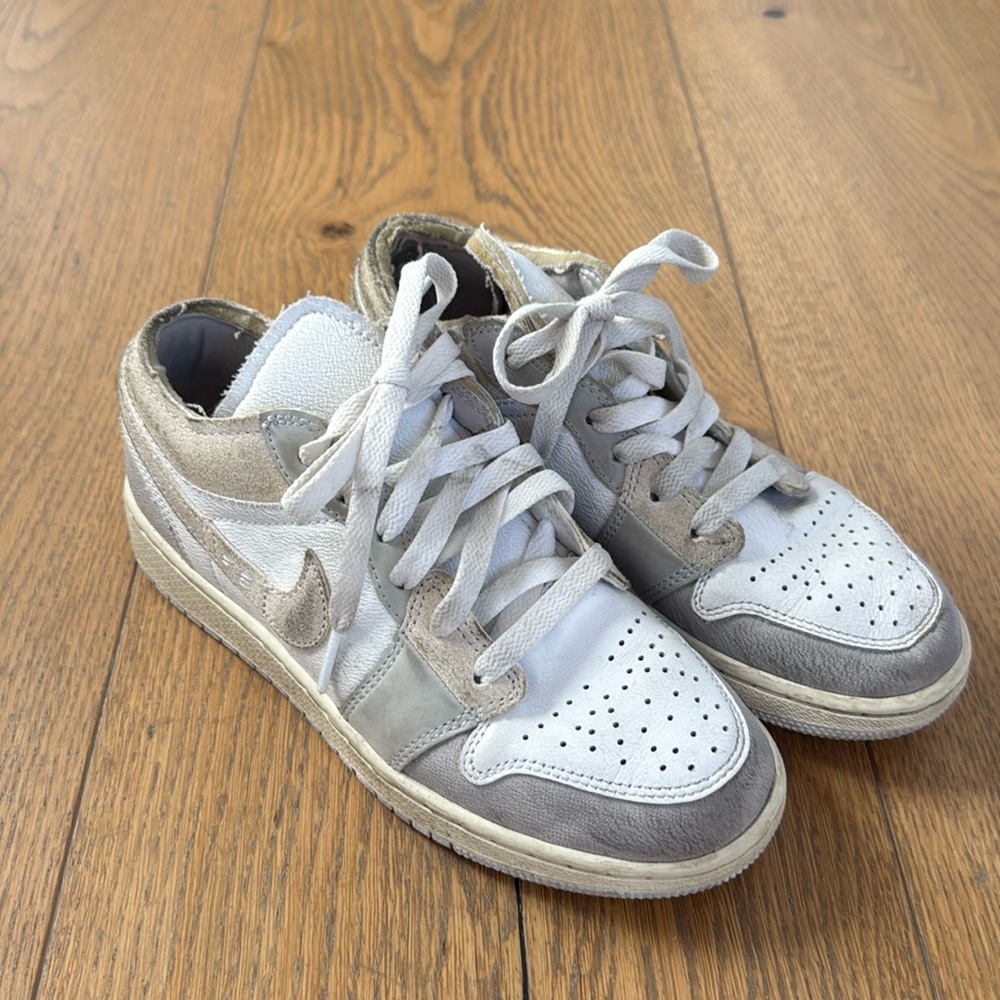 Nike Jordan Lows
